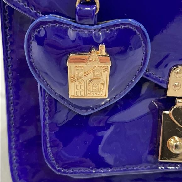 Crossbody Purse - Picture 4 of 16